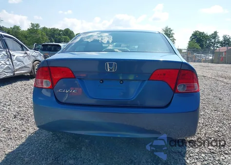 2008 Honda Civic Lx z USA, uszkodzony, nr VIN 1HGFA16548L107256